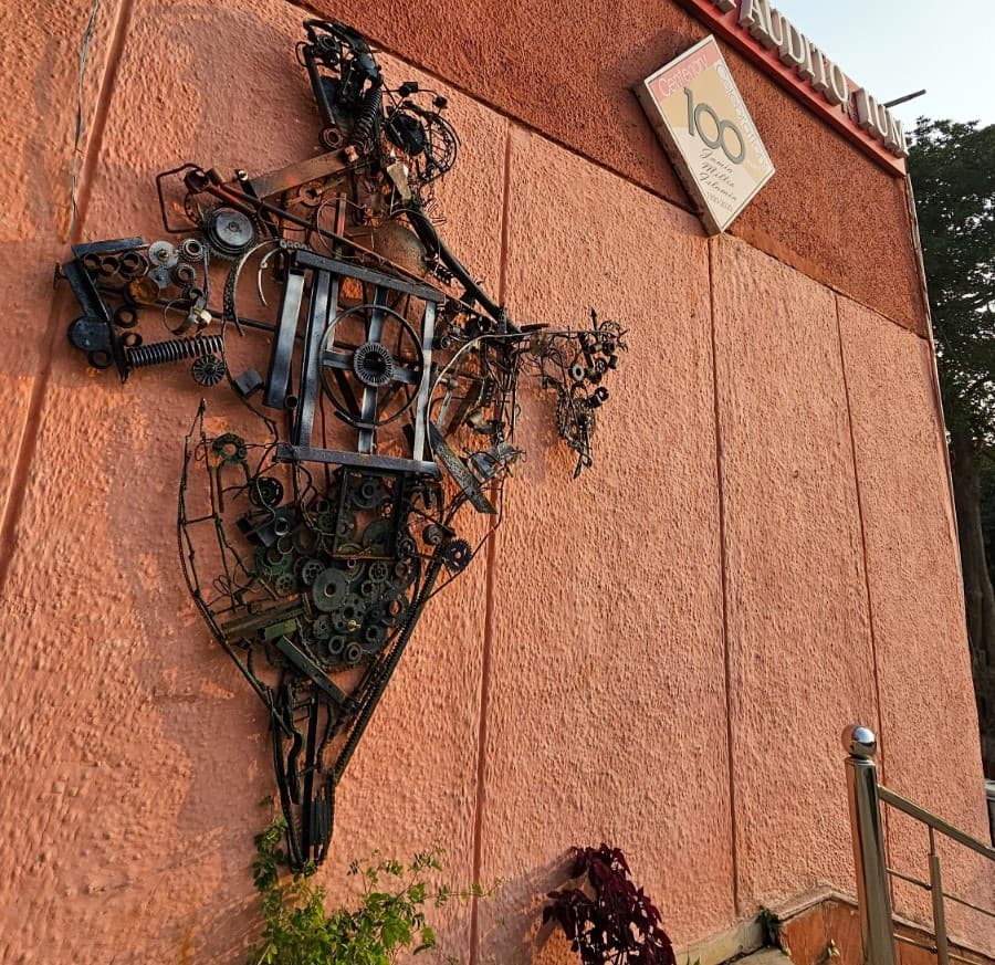 Jamia Millia Islamia University Academic Building photo 14